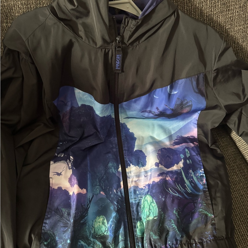 Walt Disney World Avatar windbreaker